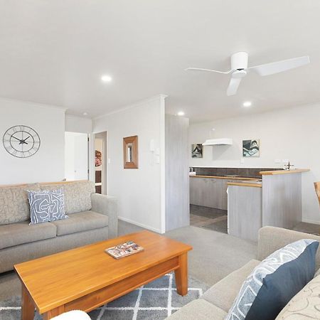 Вилла Mount Sunset - Mt Maunganui Townhouse Маунт-Маунгани Экстерьер фото